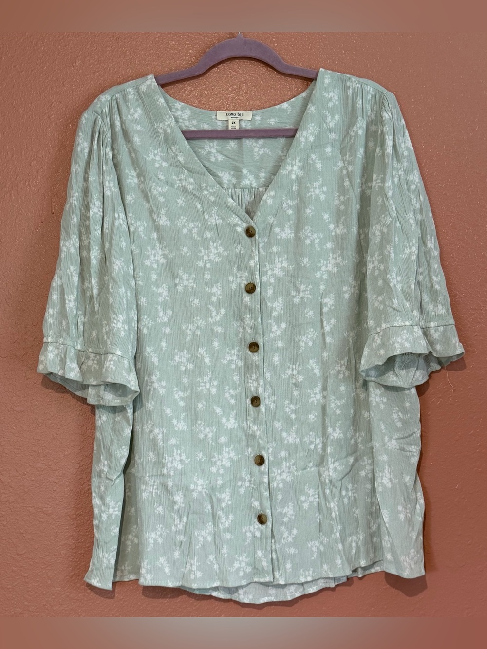 Luna Light Green Floral Button-Front Women's Top